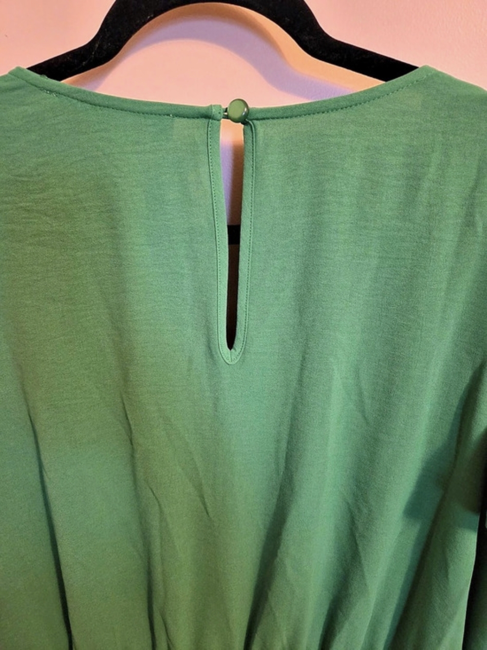 Emma & Michele Green Ruffle Hem Wrap Style Dress XL NWT - Picture 6 of 7